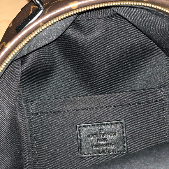 LV Palm springs mini backpack - Picture 3 of 3